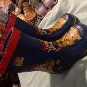 Size 5/6 toddler boy paw patrol rain boots